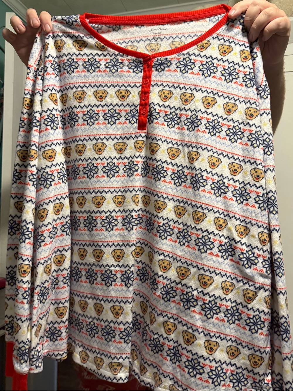 Red-Trim Snowflake & Puppy Print Pajama set